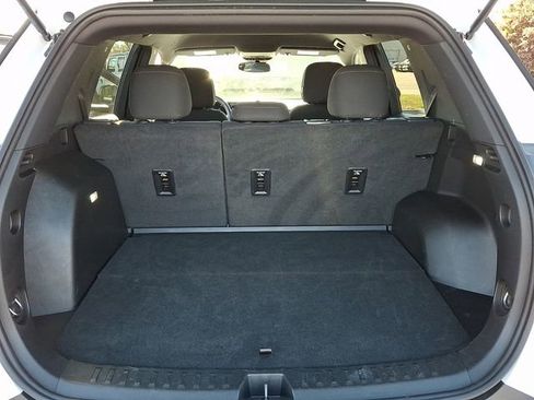 Used 2025 Chevrolet Equinox LT FWD image 29