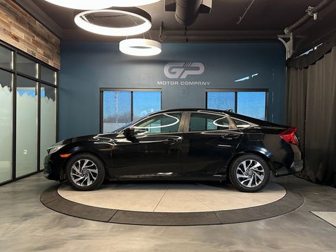 Used 2017 Honda Civic EX image 6