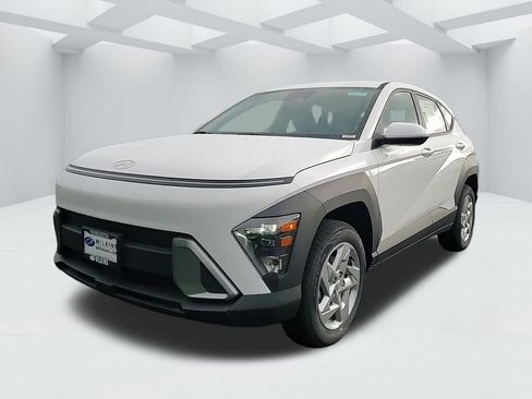 New 2026 Hyundai Kona SE image 9