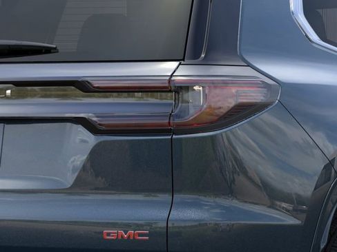 New 2026 GMC Acadia Denali w/ Super Cruise Package AWD/4WD image 11