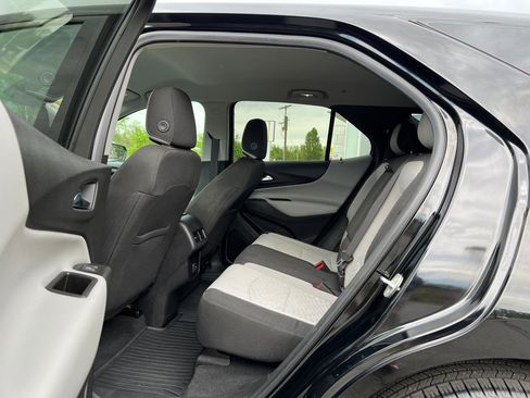 Used 2019 Chevrolet Equinox LS w/ LS Convenience Package FWD image 33