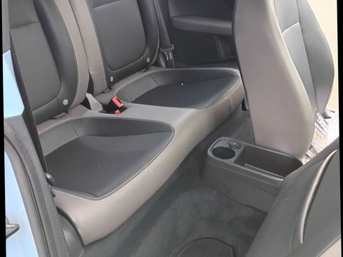 Used 2013 Volkswagen Beetle 2.5 image 20