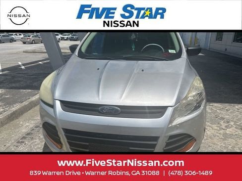 Used 2014 Ford Escape S FWD image 2