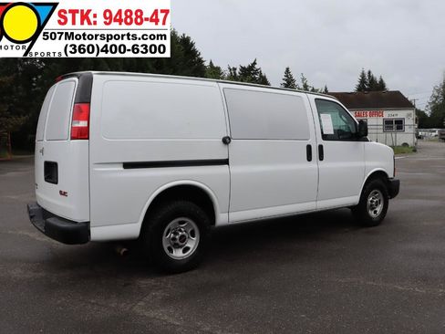 Used 2016 GMC Savana 3500 RWD image 12