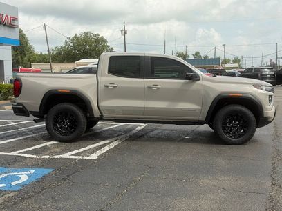 New 2026 GMC Canyon Elevation w/ Convenience Package