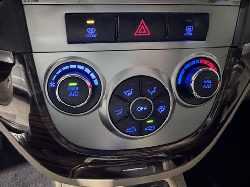 Used 2012 Hyundai Santa Fe GLS image 20