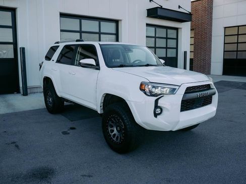 Used 2021 Toyota 4Runner SR5 image 4