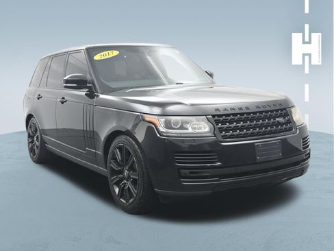 Used 2017 Land Rover Range Rover HSE AWD/4WD image 3