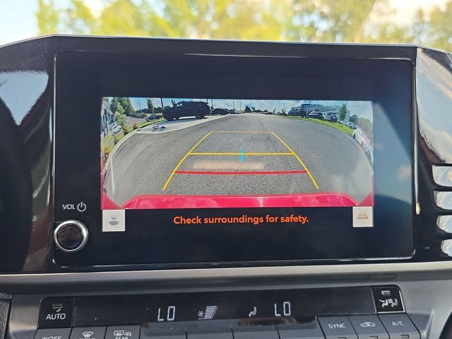 Used 2025 Toyota Camry LE FWD image 23