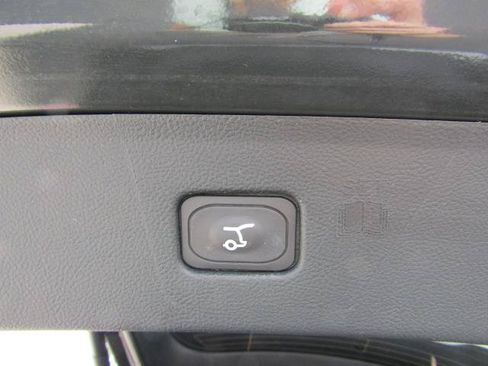 Used 2024 Ford Edge SEL w/ Convenience Package AWD/4WD image 14