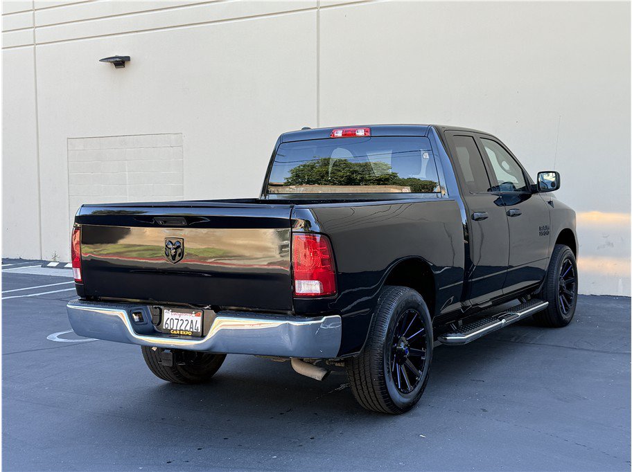 Used 2018 RAM 1500 Express w/ Black Ram 1500 Express Group AWD/4WD image 7