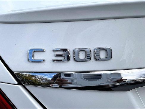 Used 2018 Mercedes-Benz C 300 Sedan w/ Premium Package image 30