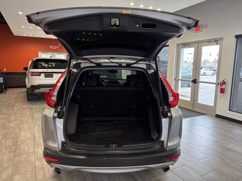 Used 2017 Honda CR-V Touring image 31