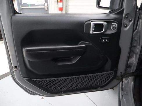 Used 2020 Jeep Wrangler Unlimited Rubicon AWD/4WD image 11