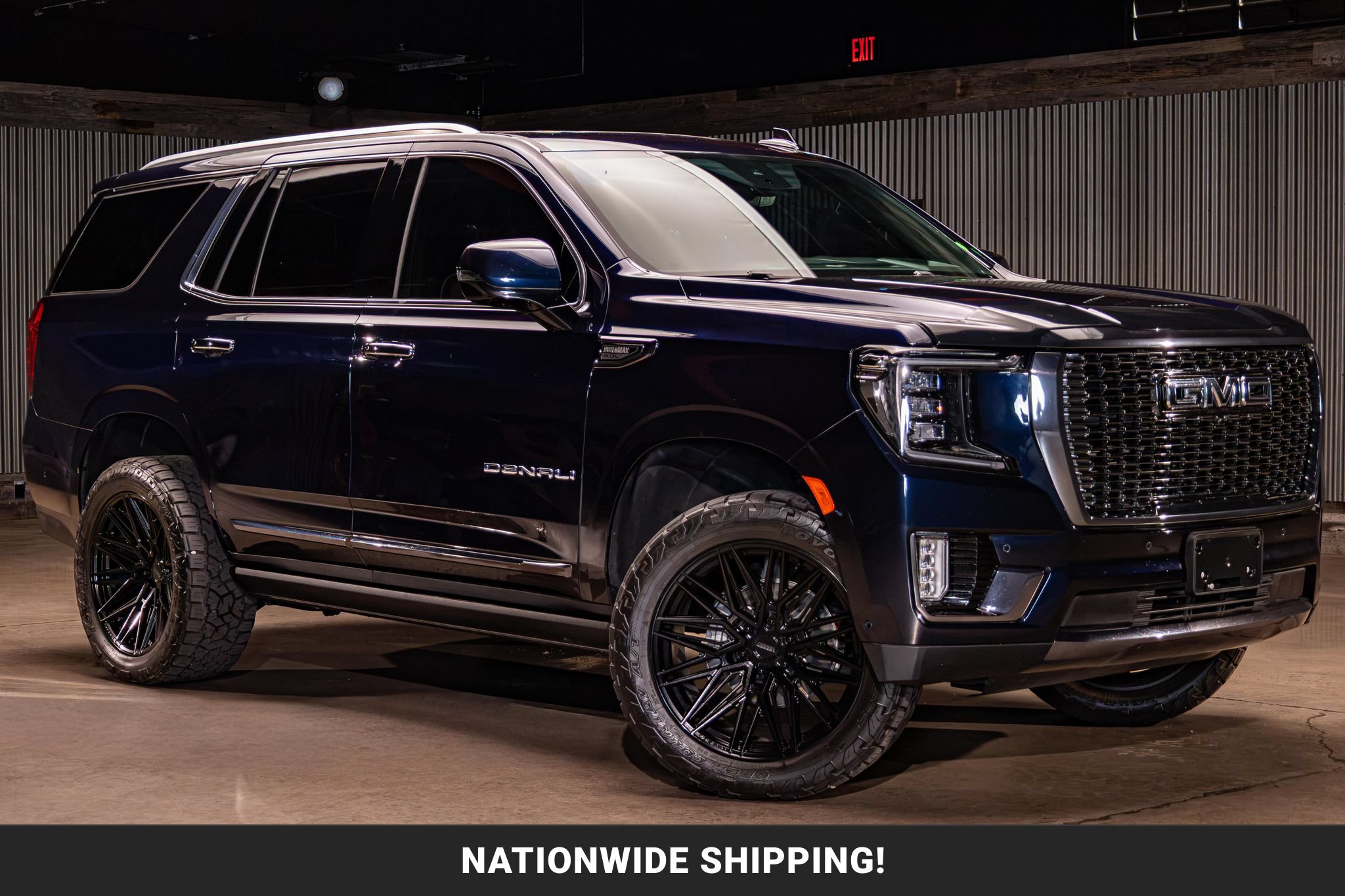 Used 2024 GMC Yukon Denali Ultimate AWD/4WD image 1