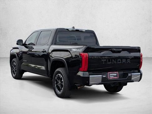 Used 2025 Toyota Tundra SR5 AWD/4WD image 8