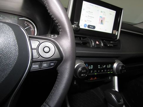 Used 2025 Toyota RAV4 XLE Premium FWD image 6
