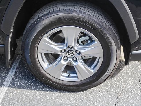 Used 2024 Toyota RAV4 XLE image 9