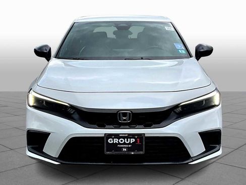 Used 2023 Honda Civic Sport image 3