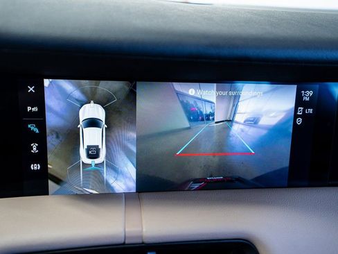 Used 2021 Porsche Taycan image 49