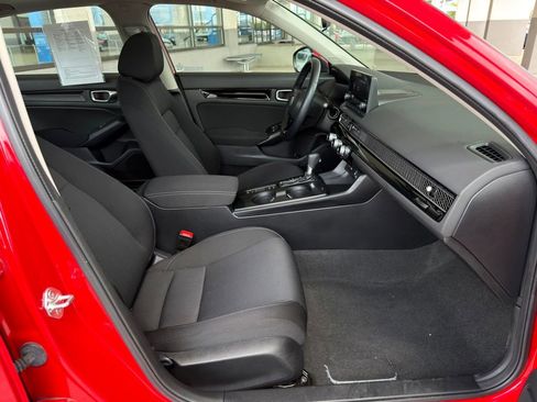 Certified 2023 Honda Civic EX image 24