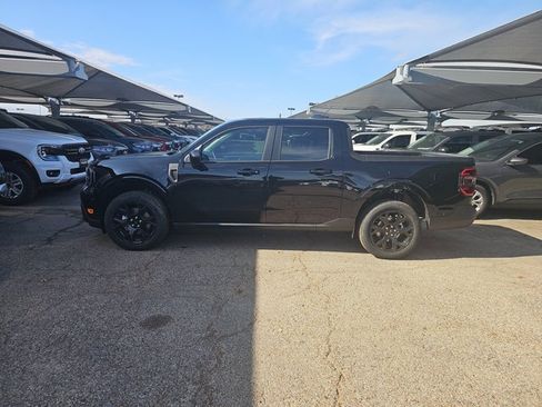 New 2026 Ford Maverick Lariat w/ Black Appearance Package image 2