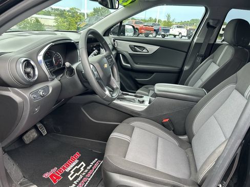 Used 2025 Chevrolet Blazer LT w/ Convenience Package AWD/4WD image 21