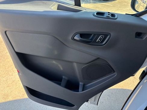 New 2026 Ford Transit 250 148 Medium Roof image 13