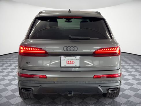 Used 2025 Audi Q7 2.0T Premium Plus w/ Premium Plus Package AWD/4WD image 11