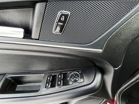 Certified 2024 Ford Edge SEL w/ Convenience Package image 17