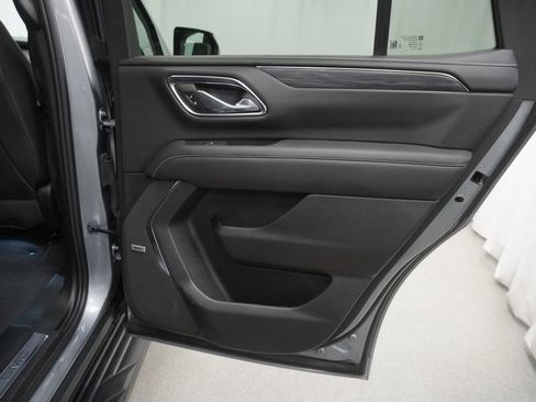 Used 2024 GMC Yukon SLT w/ SLT Premium Package AWD/4WD image 47