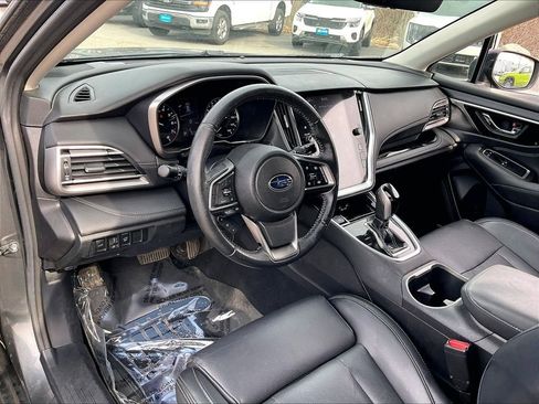 Used 2020 Subaru Outback Limited image 8