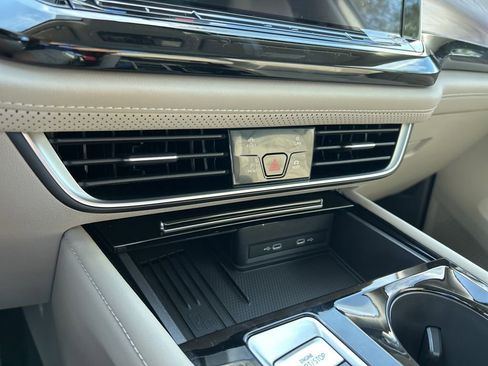 New 2026 Volkswagen Atlas SE image 37