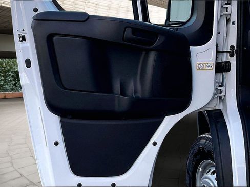 New 2026 RAM ProMaster 1500 w/ Premium Convenience Group image 9