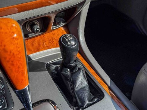 Used 2006 Lexus LX 470 image 22