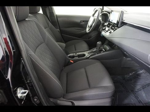 Used 2024 Toyota Corolla LE image 9