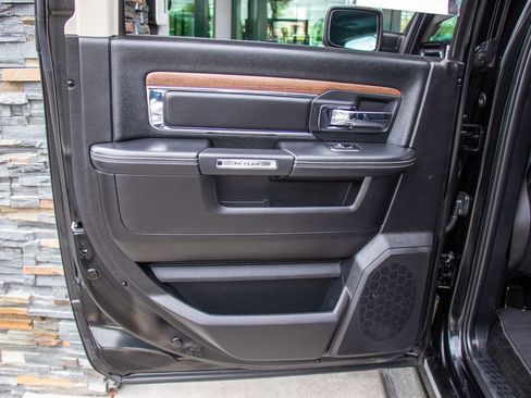 Used 2015 RAM 1500 Laramie AWD/4WD image 20