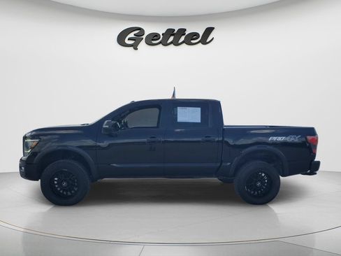 Used 2021 Nissan Titan PRO-4X w/ Pro-4x Convenience Package AWD/4WD image 8