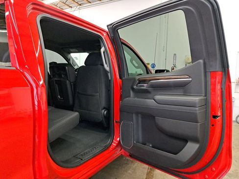 Used 2022 Chevrolet Silverado 1500 RST image 14