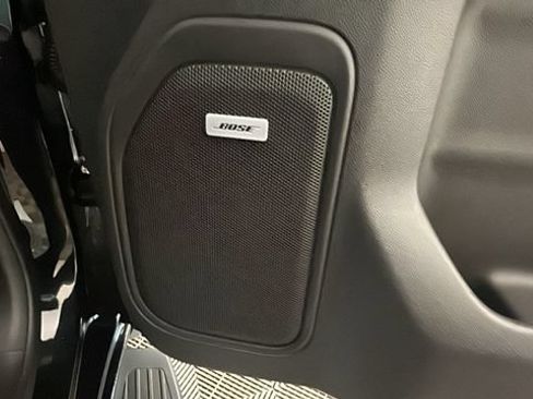 Used 2019 GMC Sierra 1500 SLT w/ SLT Premium Package AWD/4WD image 29