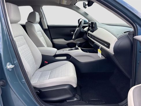 Certified 2026 Honda HR-V LX image 29