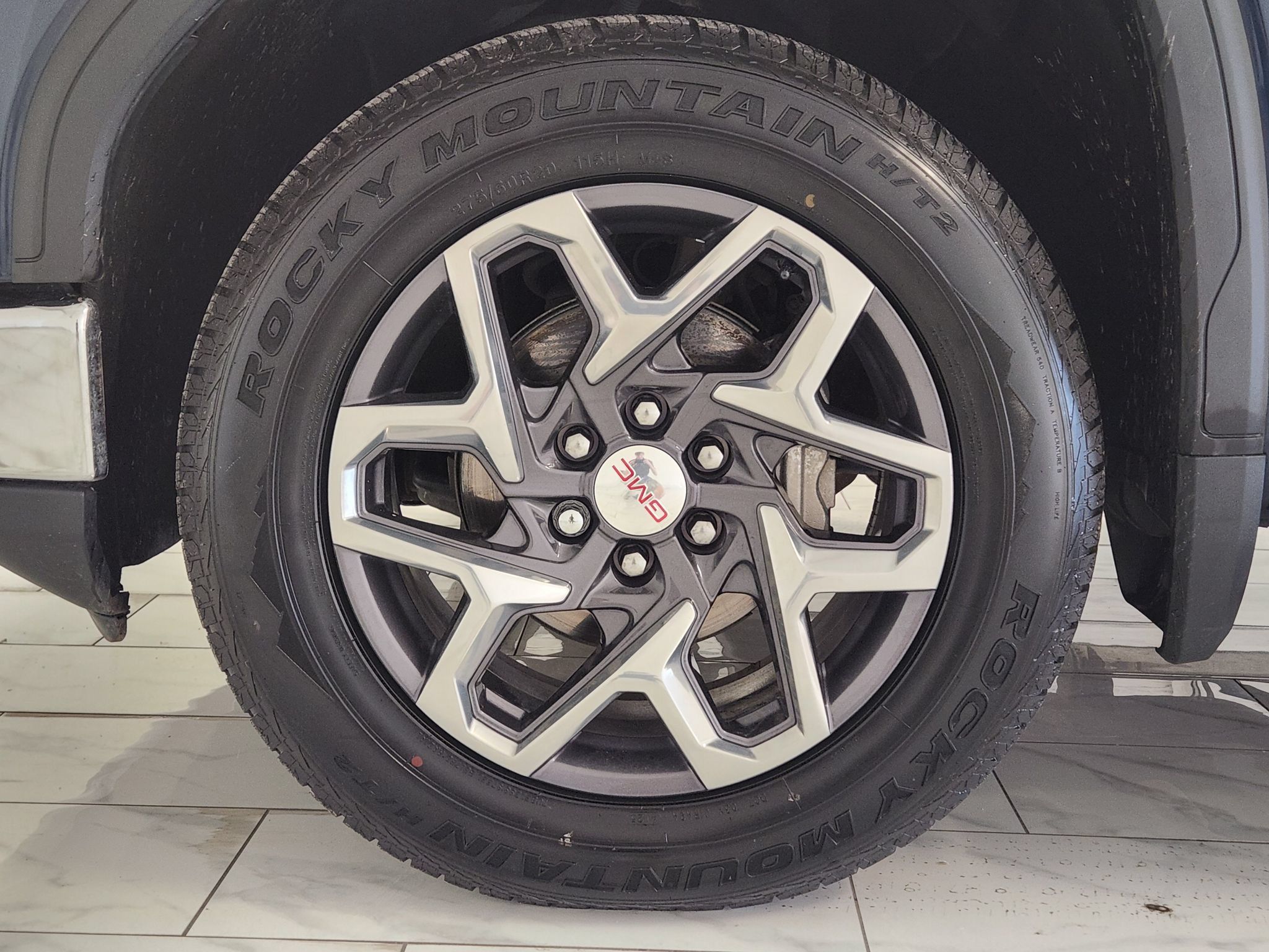 Used 2023 GMC Sierra 1500 SLT AWD/4WD image 10