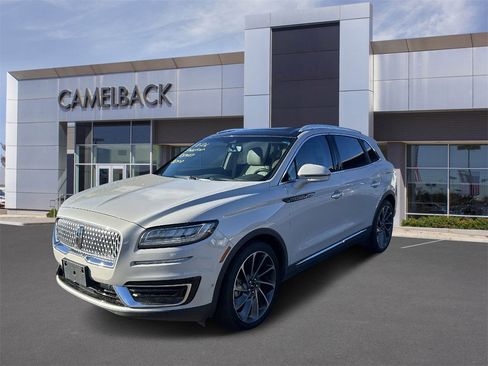 Used 2019 Lincoln Nautilus Reserve image 2