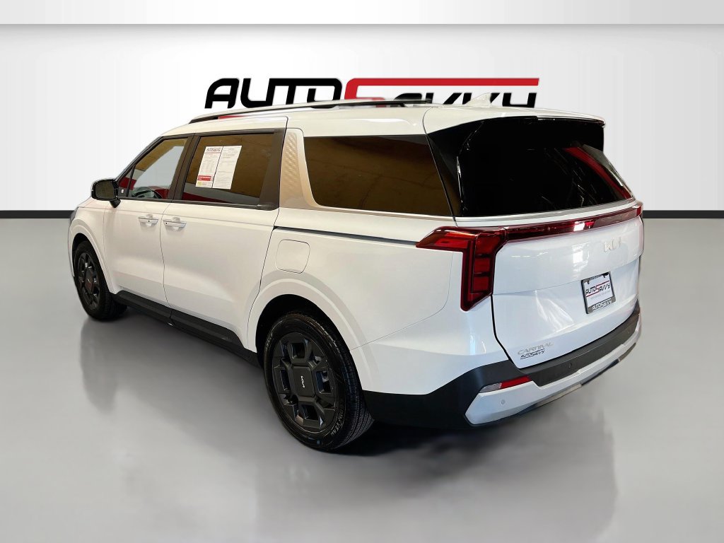 Used 2026 Kia Carnival EX FWD image 5