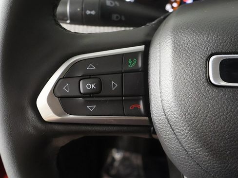 Used 2023 Jeep Compass Latitude AWD/4WD image 36