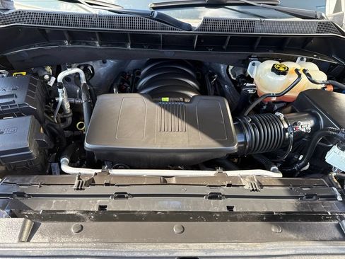 Used 2022 Chevrolet Silverado 1500 LTZ w/ Technology Package AWD/4WD image 31