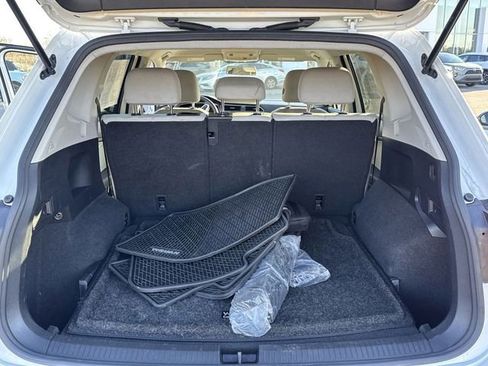 Used 2022 Volkswagen Tiguan S image 11