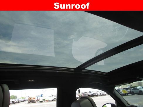 Used 2025 BMW X7 xDrive40i w/ M Sport Package AWD/4WD image 19