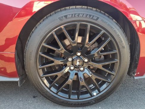 Certified 2019 Ford Mustang GT Premium w/ GT Performance Package RWD image 17