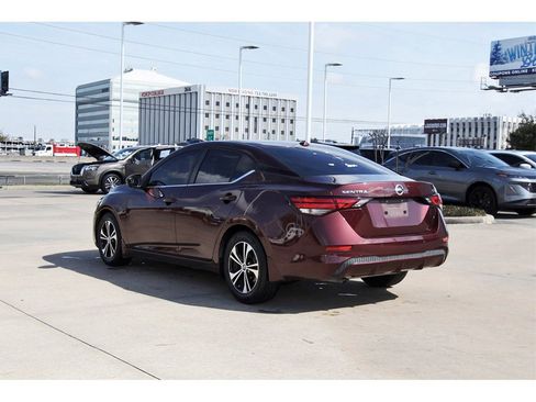 Used 2022 Nissan Sentra SV image 4